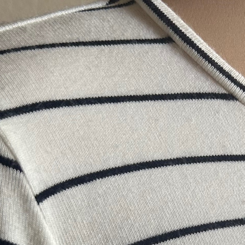 ANN TAYLOR Striped Crewneck Short Sleeve T-Shirt Top Off-white Black Sz MP EUC - Picture 9 of 11